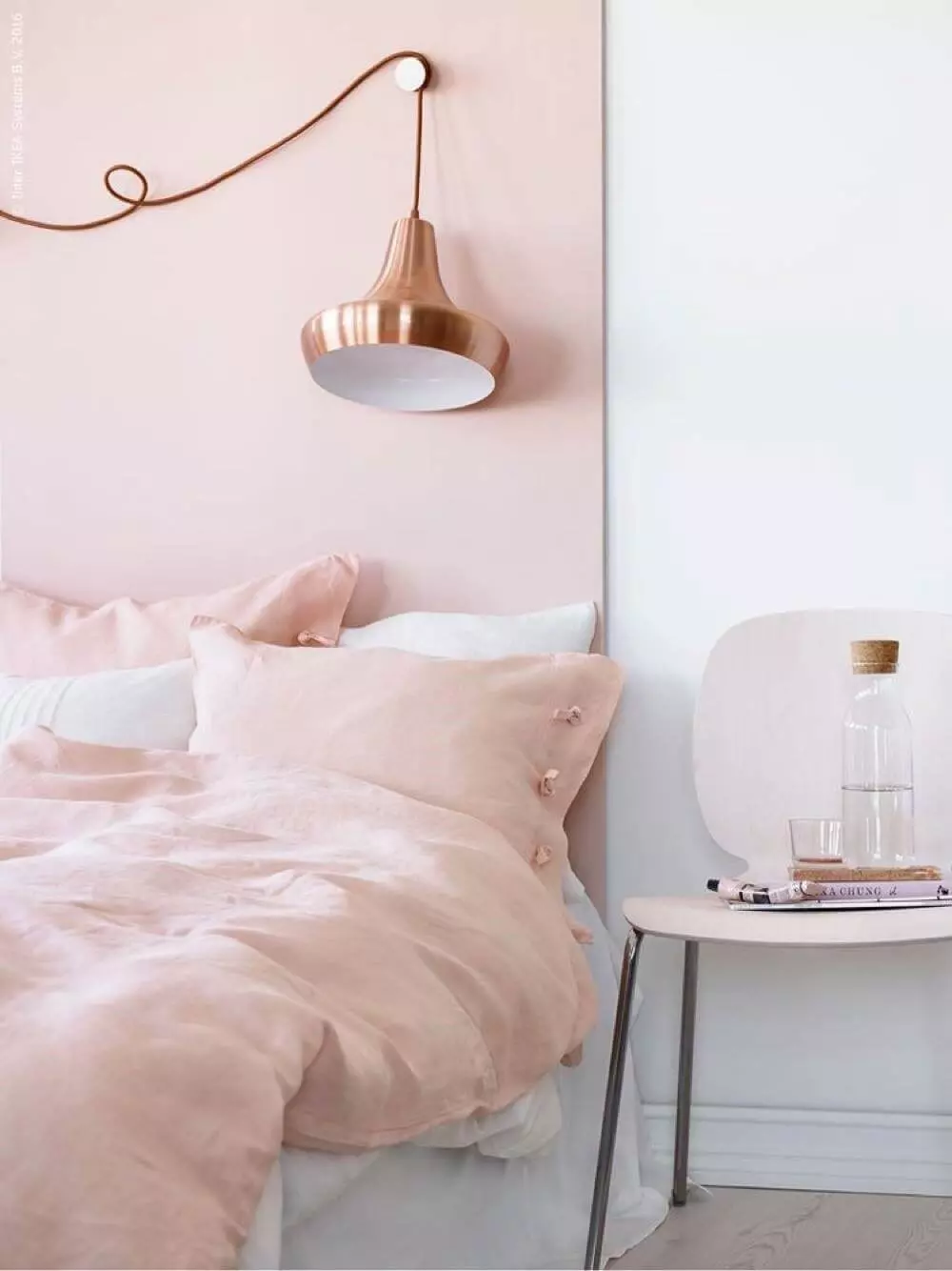 dusty-pink-headboard-copper-lamp-ikea-nordroom